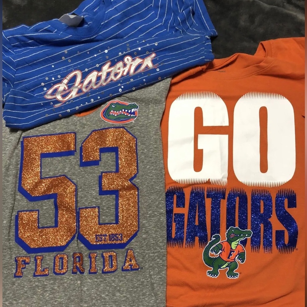 3 FLORIDA GATORS JUNIORS T SHIRTS. All 3 Are About 34” Chest. See Description.